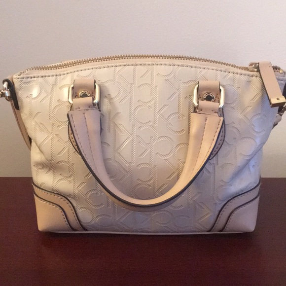 Calvin Klein Crossbody Purse - Picture 4 of 8